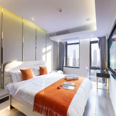 時尚夜景大床房 T·Star地標高空酒店（重慶解放碑步行街店）優惠