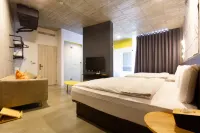 YZ SPA House Hotels in 