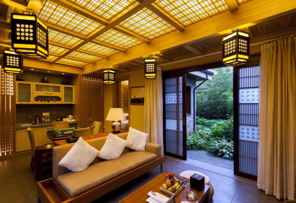 不晚 · 中铁小院私汤套二别墅