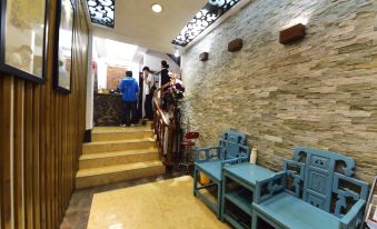 Zuimei Fenghuang Boutique Riverside Guesthouse