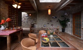 Blossom Hill Inn (Yinquan)