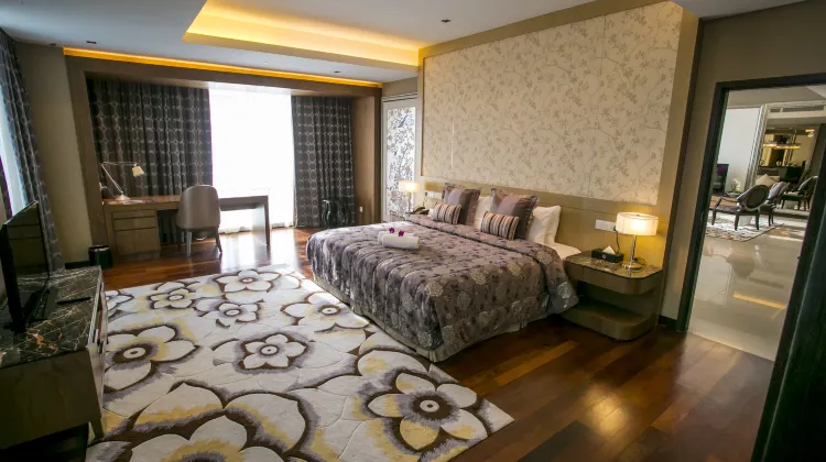 Grandis Hotel Kota Kinabalu room