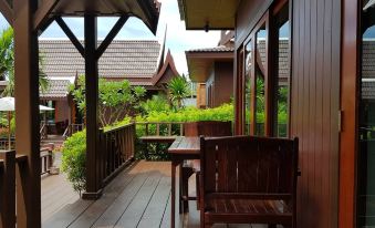 Kaya Mani Thai Villa Resort