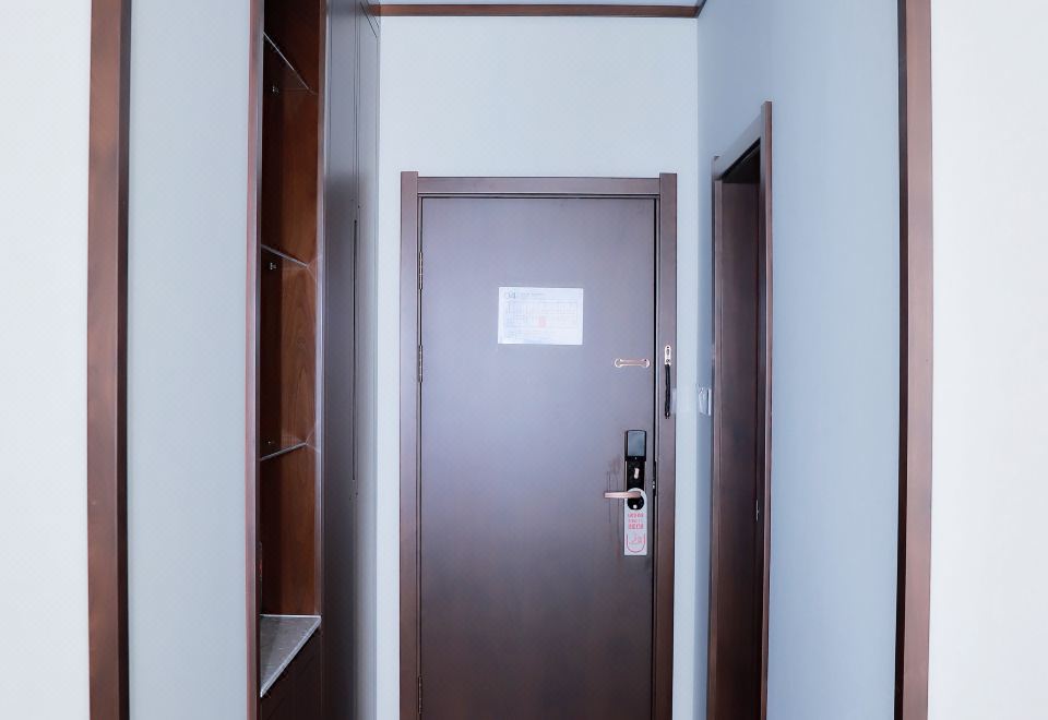 Wanbo Holiday HotelStandard Room (Smart Home System)