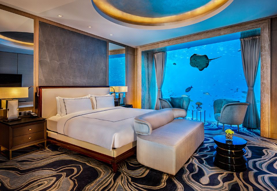 尼普頓水底套房