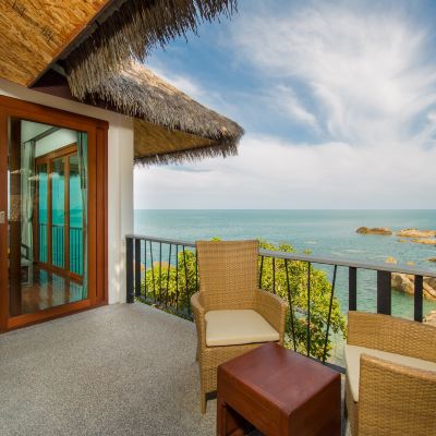Holiday Suite with Sea View