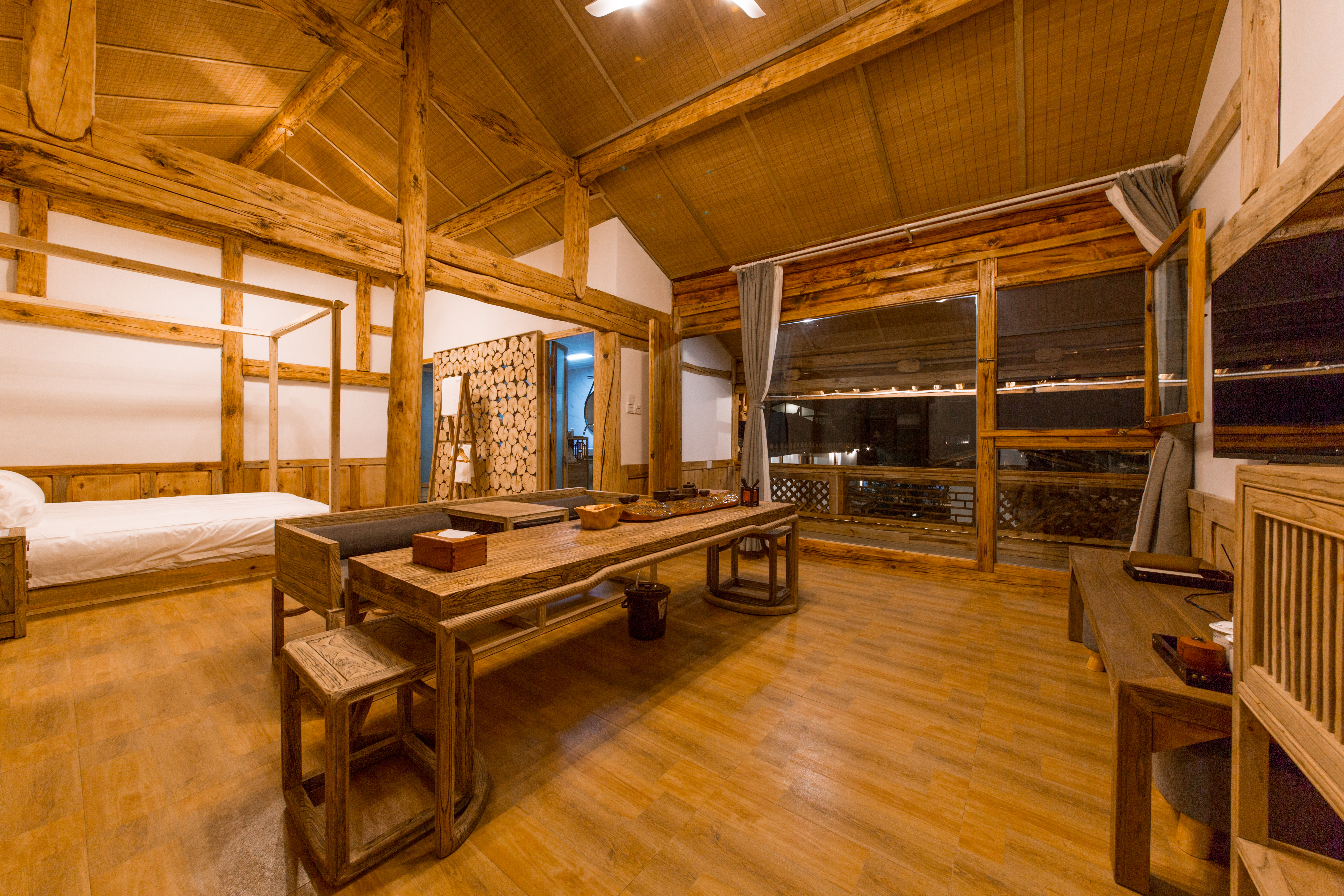 白露·豪华阳台套房+180°观景阳台+中式茶具