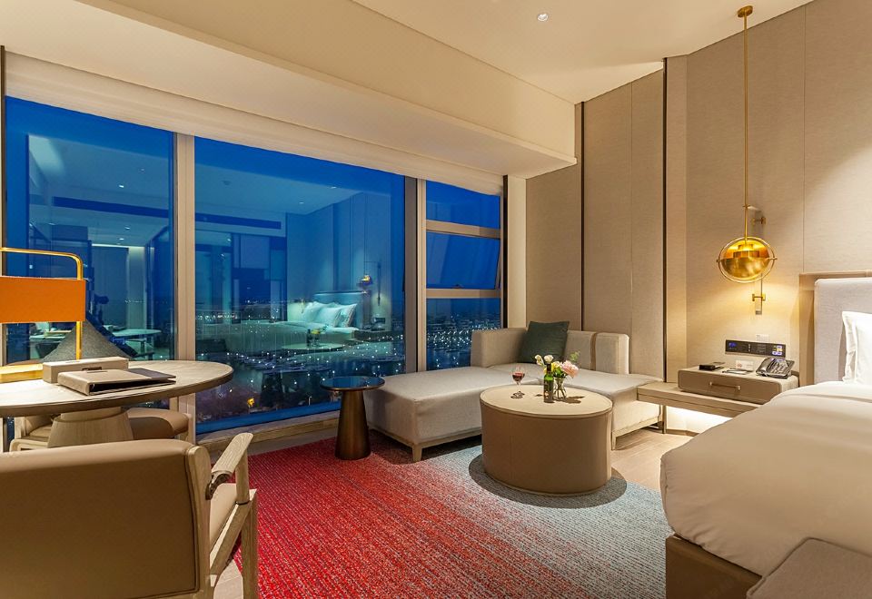 商務海景大床房（180度全落地窗看海景日出）