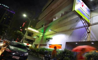 Stay Malate (Wanderers Guest House)