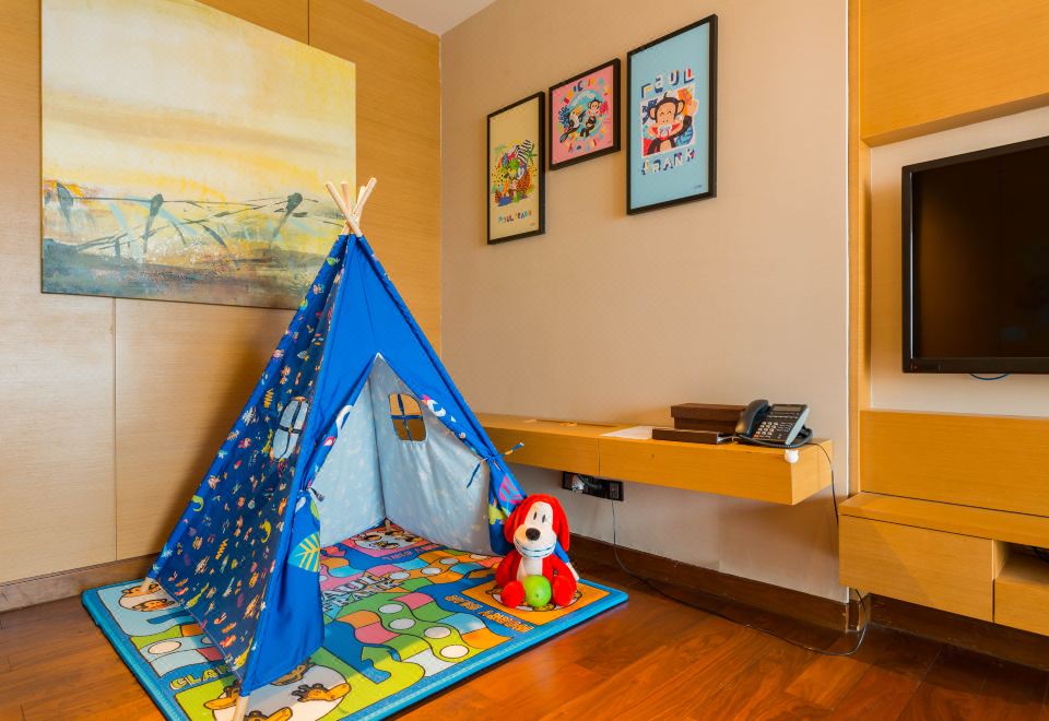 Hyatt Regency Chongming shanghaiPaul Frank Theme Suite