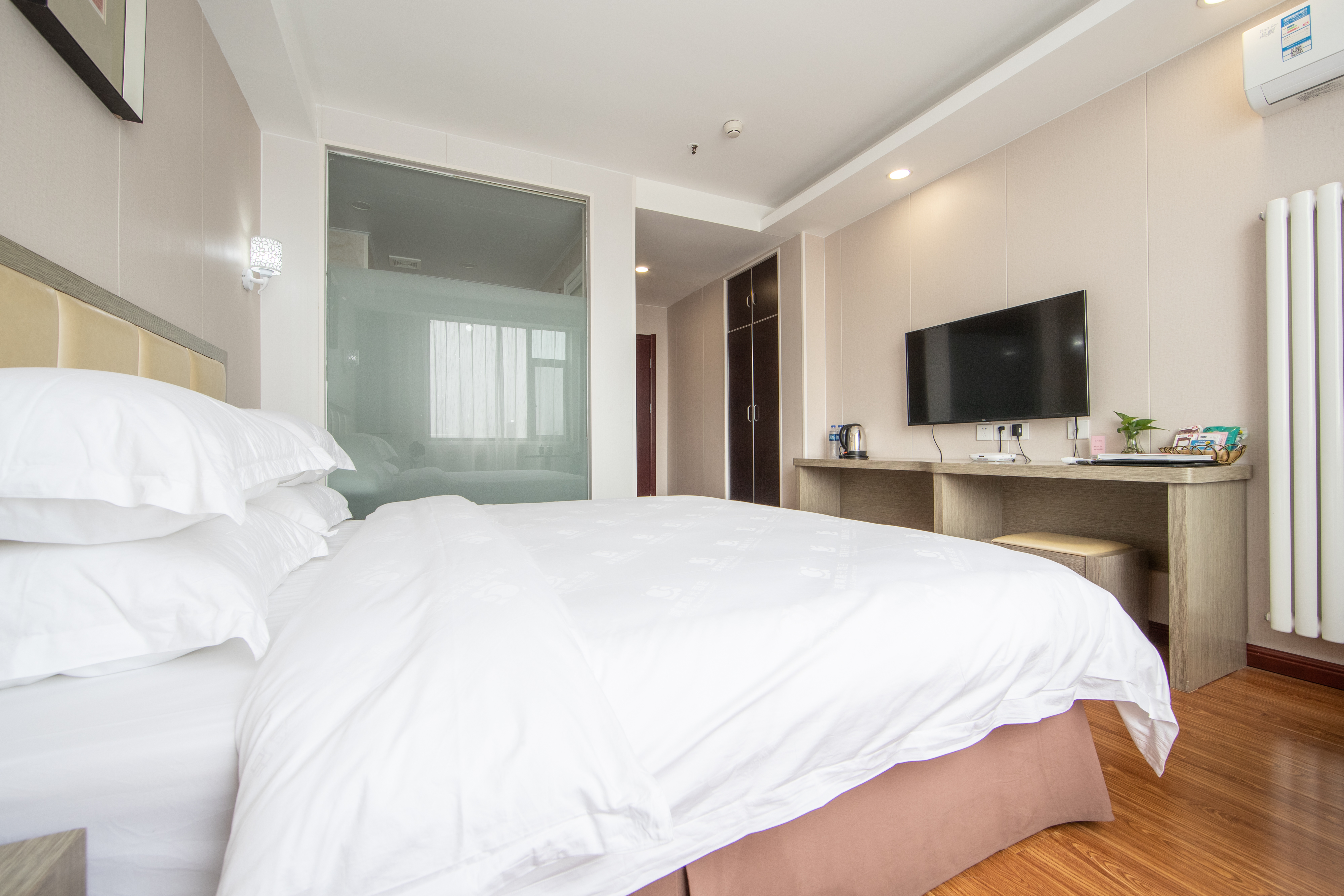 阳光雅致大床房「舒适好眠」