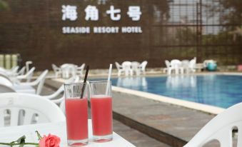 7 Seaside Resort Hotel
