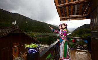 Ameijia Tibetan Farmhouse