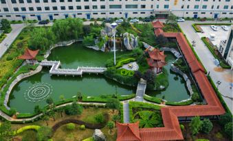 Zhengzhou Cheered Hotel