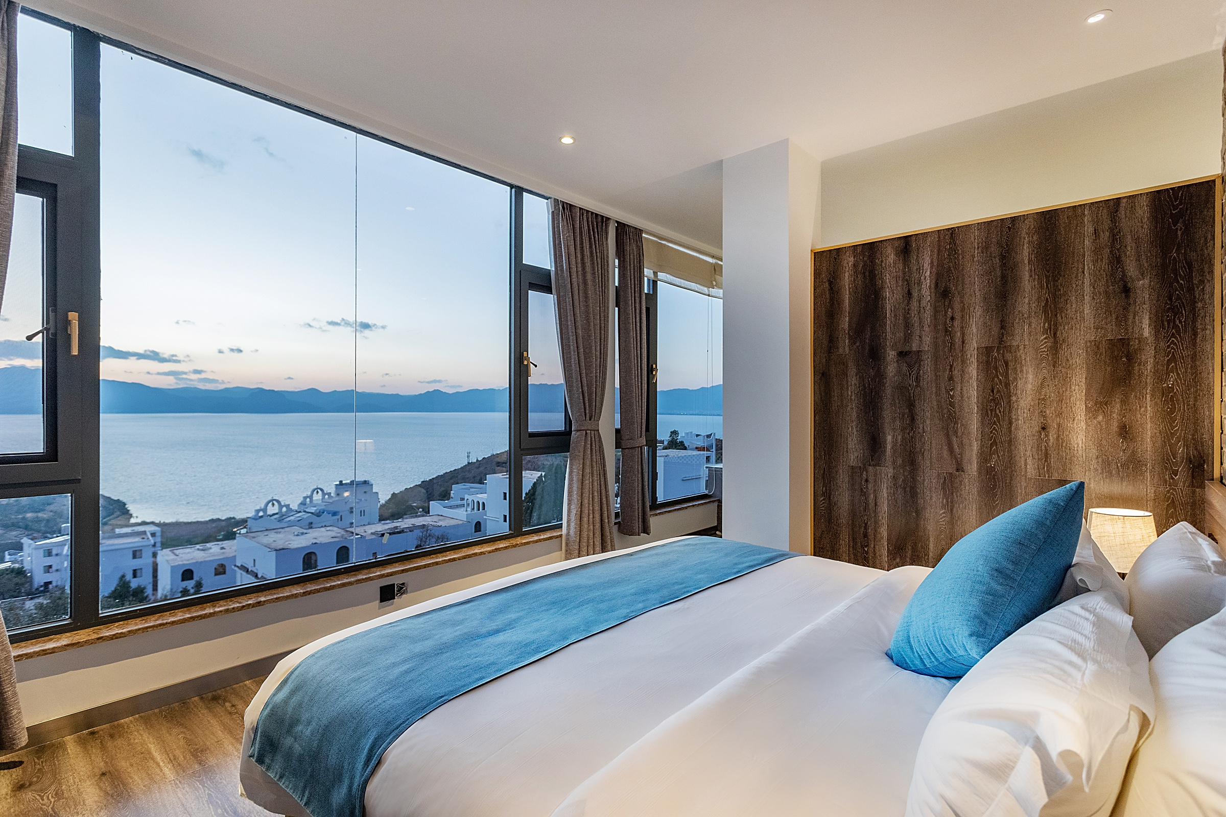 既见·全湖景泡池家庭套房+星空玻璃顶+帐篷