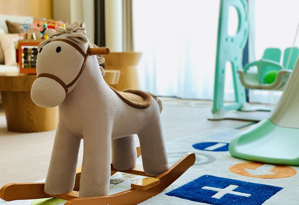 酷芽豬豬俠親子套房（木馬+豬豬俠帳篷+滑梯+獨立陽臺）