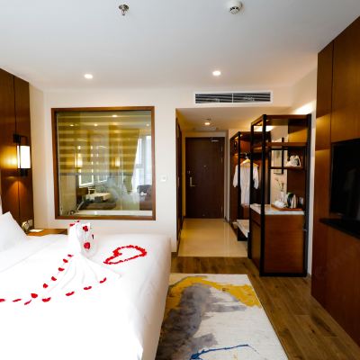 豪華特大床房 鳳凰大酒店優惠