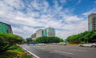 Xinhua Hotel (Chongqing Jiangbei Airport)