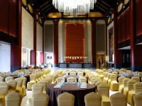Cloud Hotel & Resort Hotels in Luopingxian