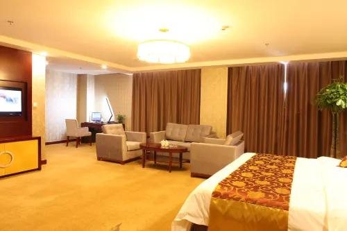 Kaedes Royal Palace International Hotel