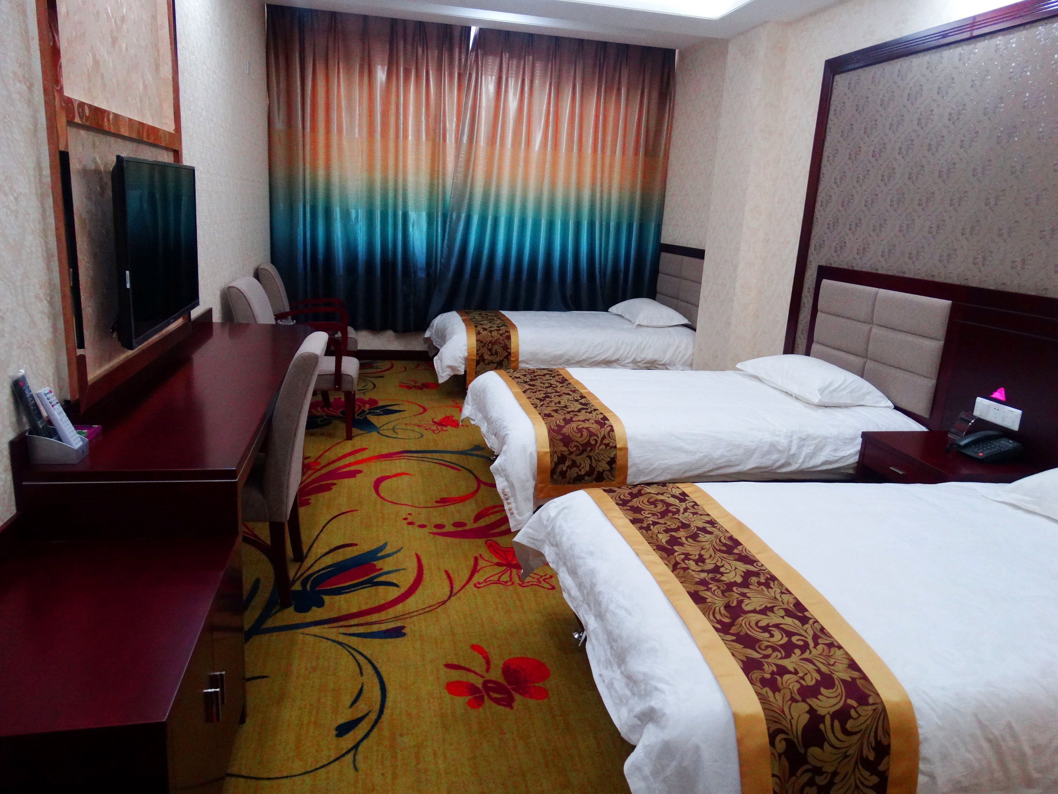 Mulei Sunshine Flower Garden HotelTriple room