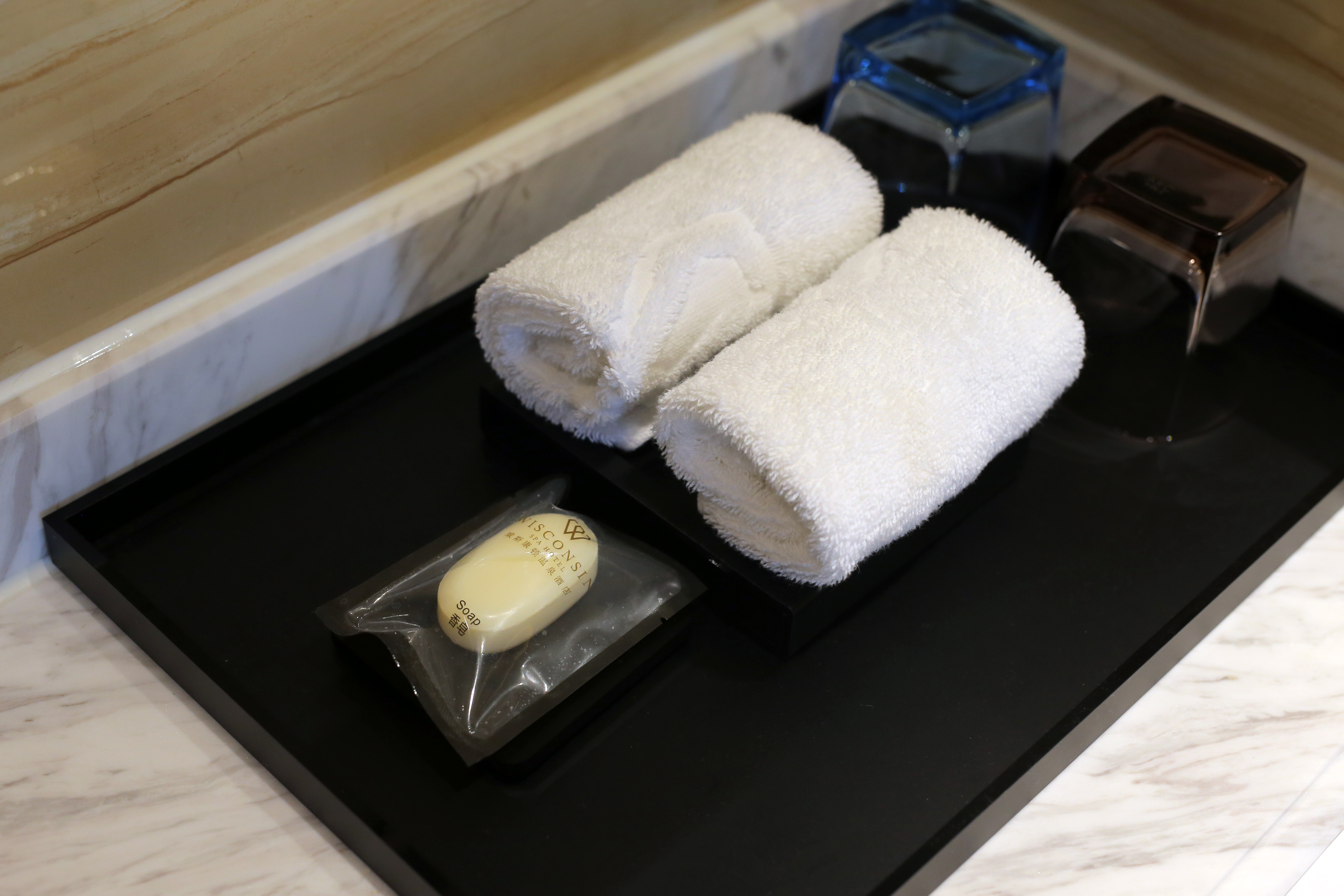 豪华大床房（超大房间+浴缸+智能马桶）