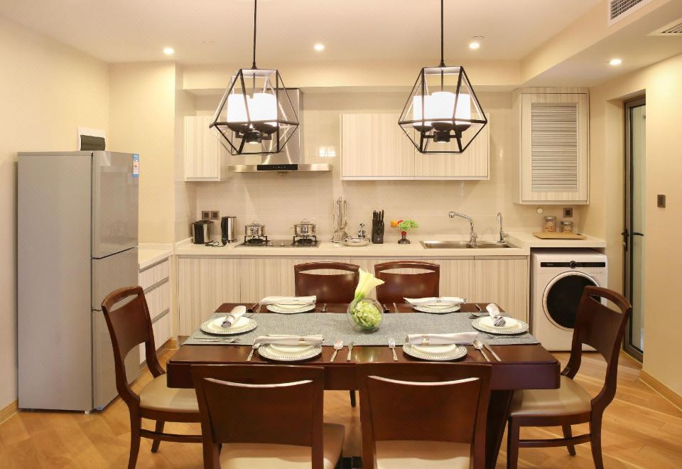 豪華一室套房（洗烘一體機+衞洗麗+浴缸）