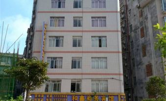 Rongxian Hexin Business Hotel