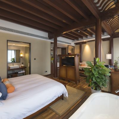 獨佔鰲頭庭院套房 南京夫子廟夜泊秦淮君亭飯店（棋峰試館店）優惠