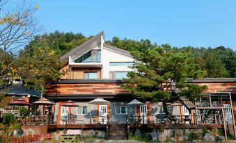 Boricamp House Gapyeong