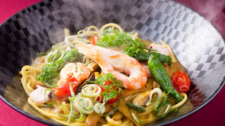 ホテルニューアワジ 食事・レストラン