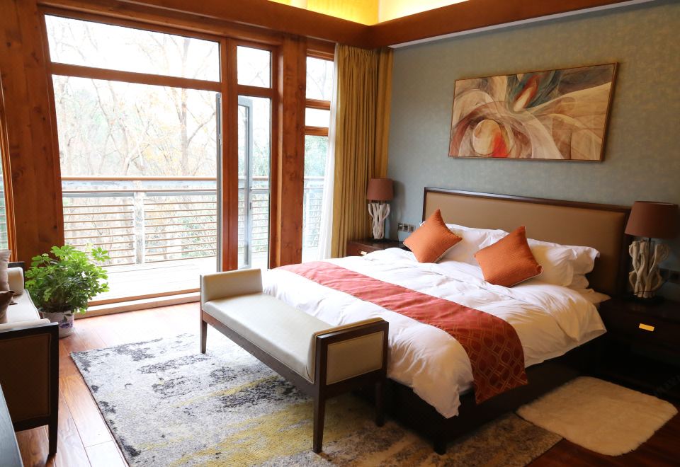 伴山居两卧温泉别墅