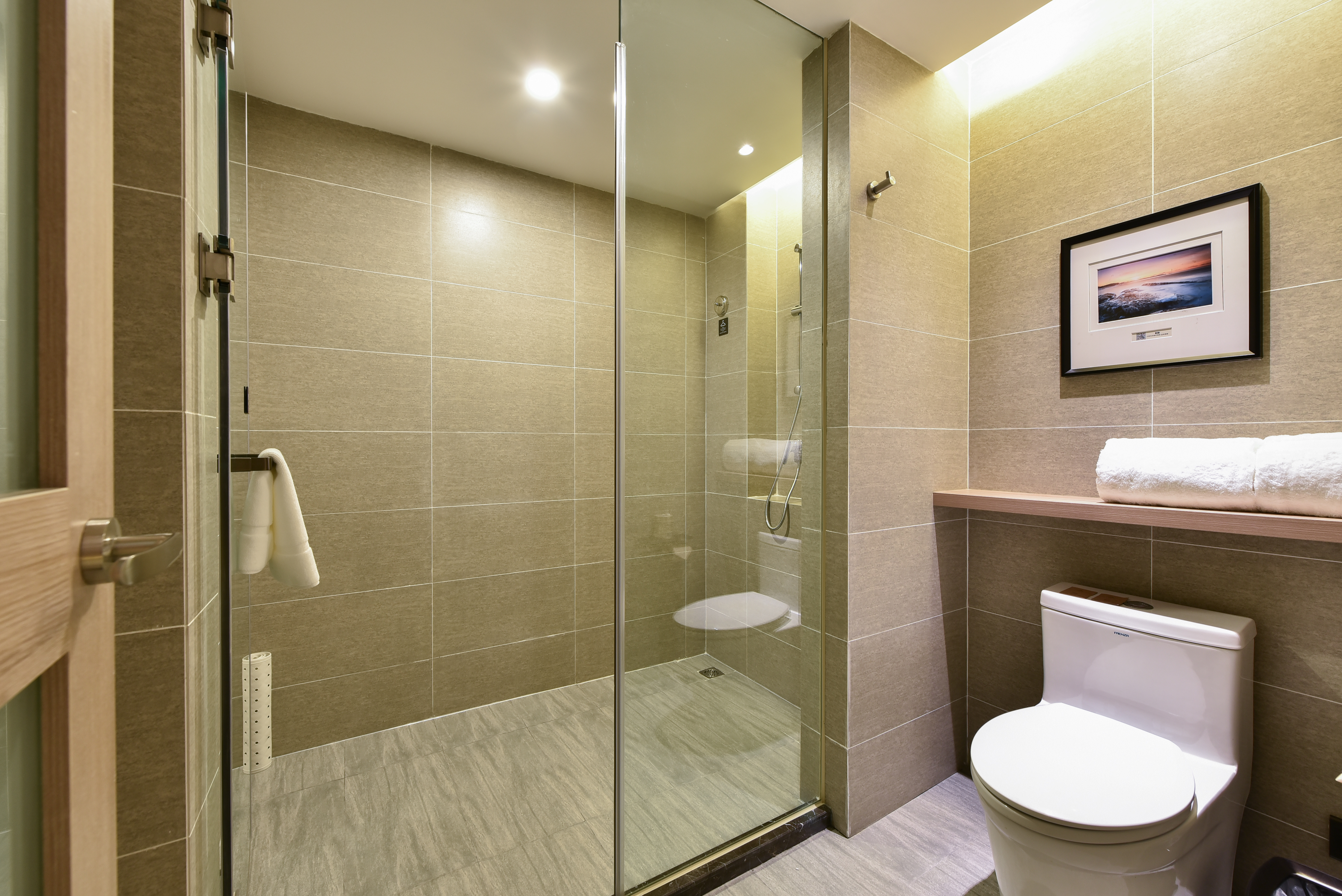 几木套房（小冰箱+手机投屏+浴袍）