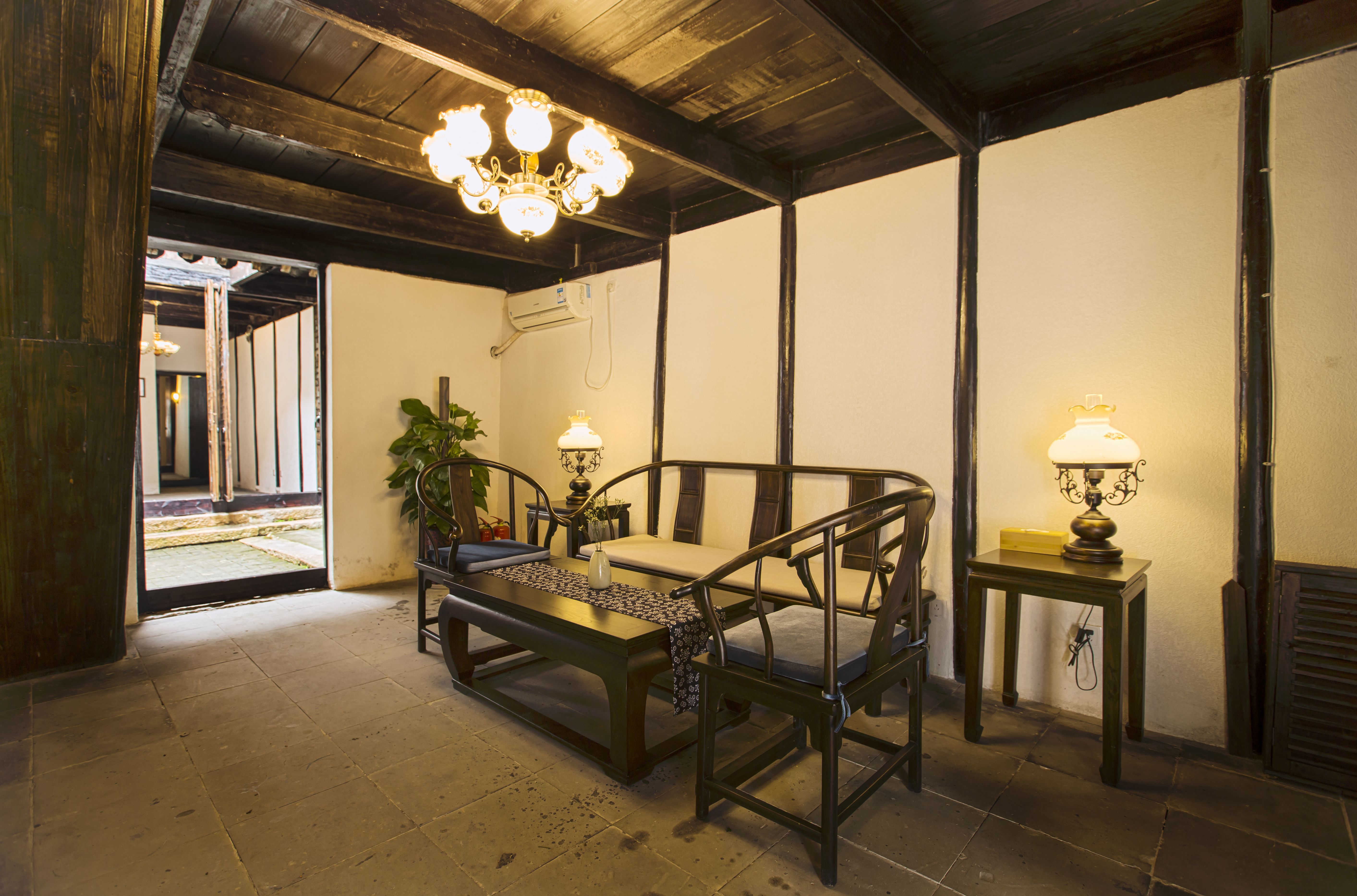 河景·两卧两厅复式套房（75号）（古雅丝制蚊帐+民国风会客厅+超大榻榻米）