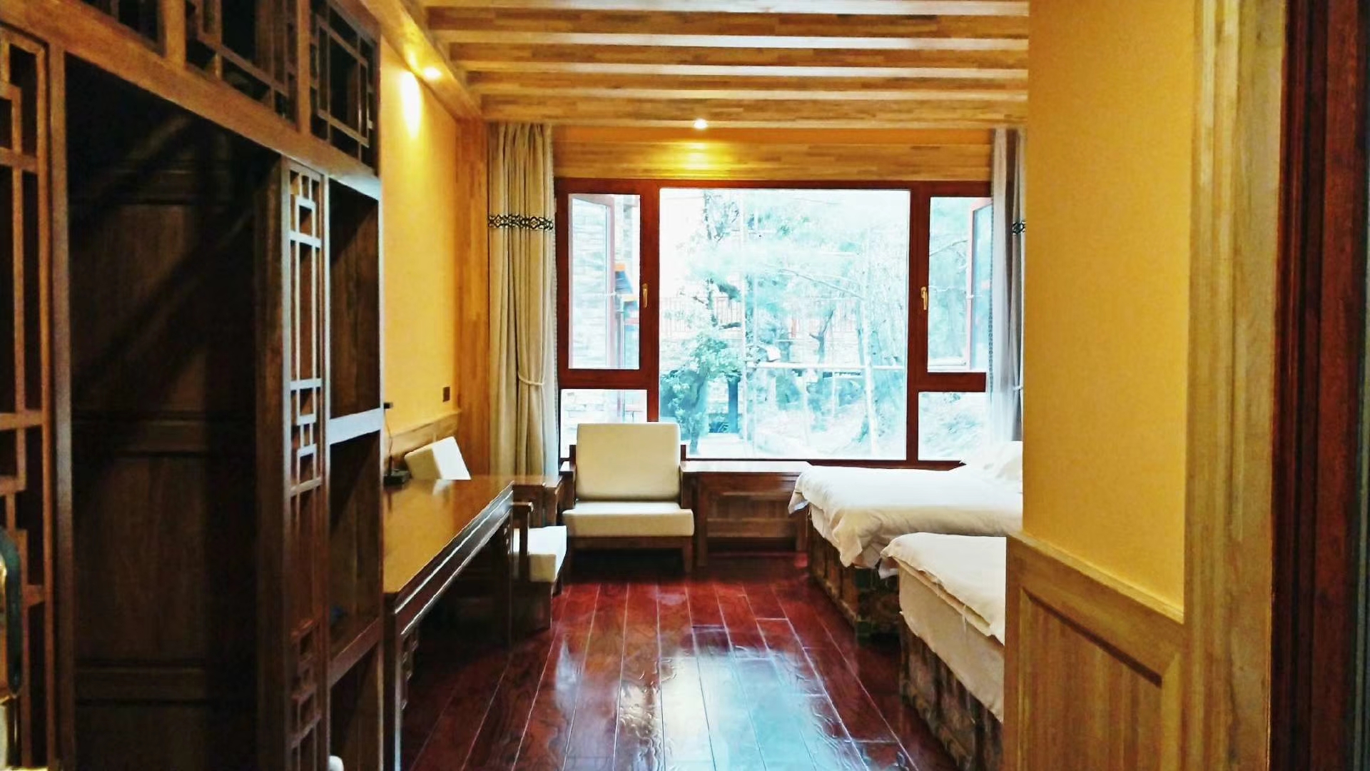 Deluxe Standard Room