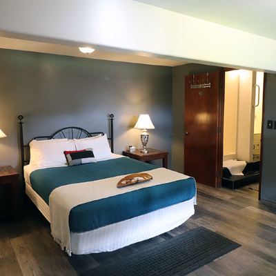 Deluxe Queen Room Hawaii Island Resort Promo Code