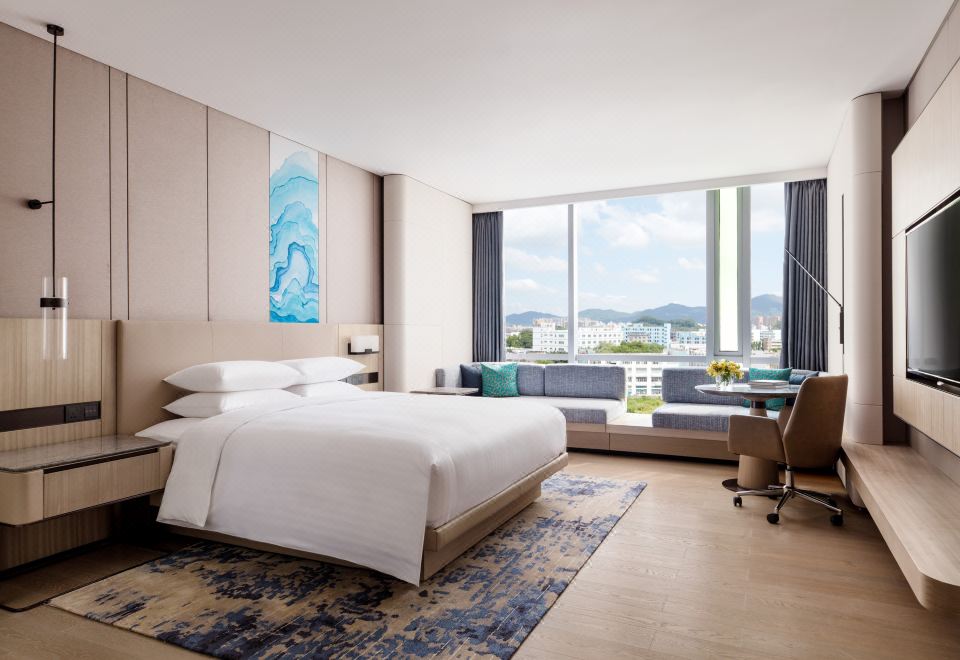 Courtyard by Marriott Shenzhen NorthwestExecutive King Bed