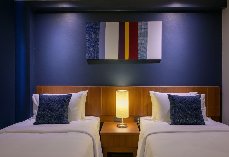 Quarter 09 BeachSuperior Room