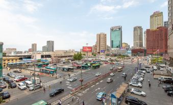 Rujia Huayi series-Dalian Railway Station Plaza Huayi Hotel