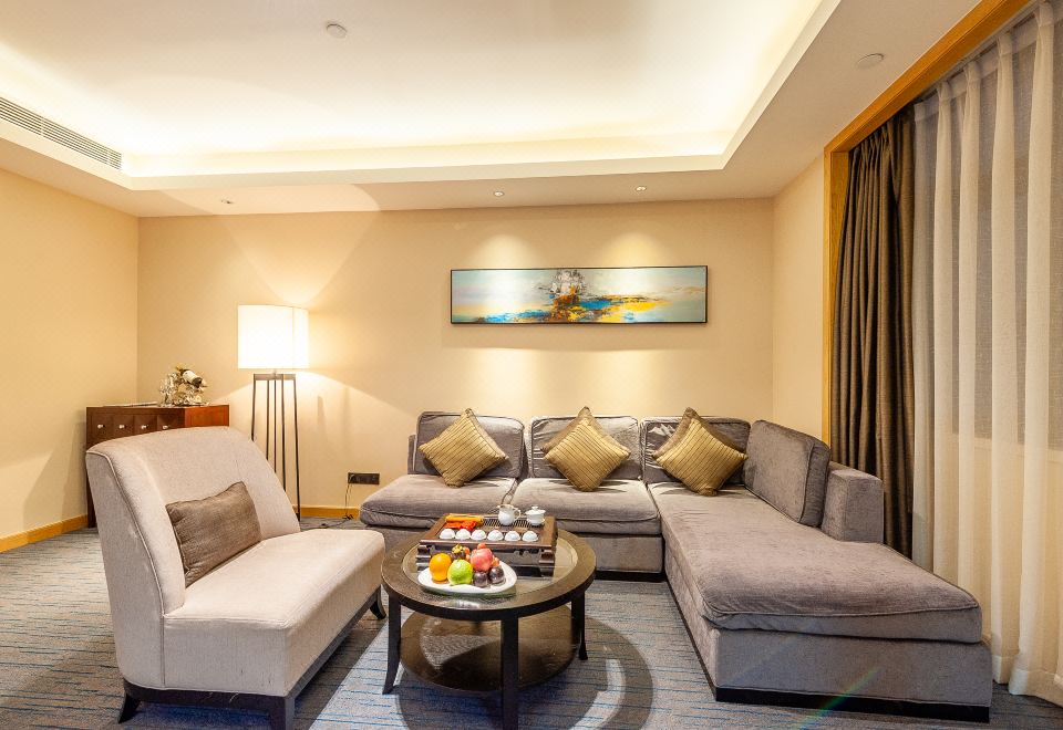 行政套房（会客厅+办公区+超大面积+深泡浴缸）