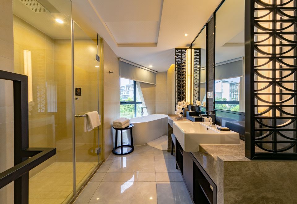 Deluxe Luxury Room (Double bed) (Bathtub)