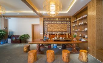 Yilong Haitang Hotel (Lijiang Ancient City Branch)