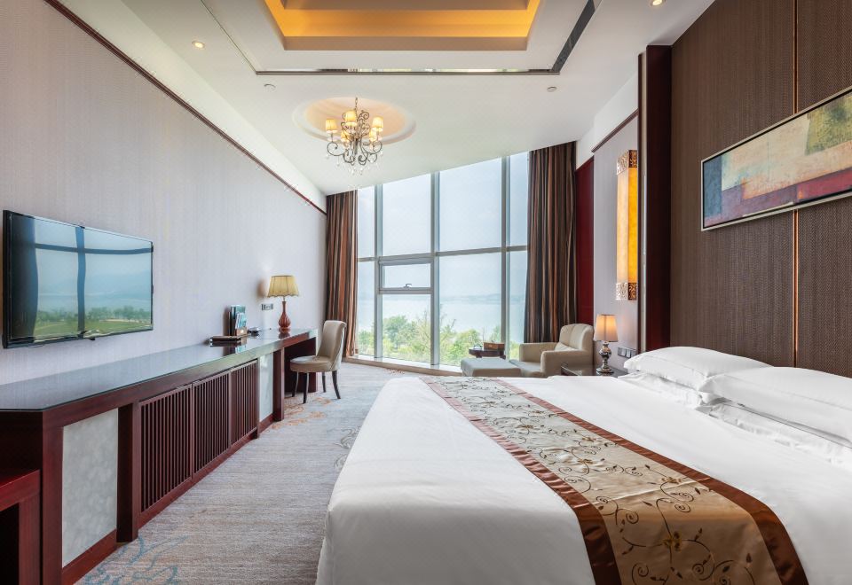 湖景高級大床房