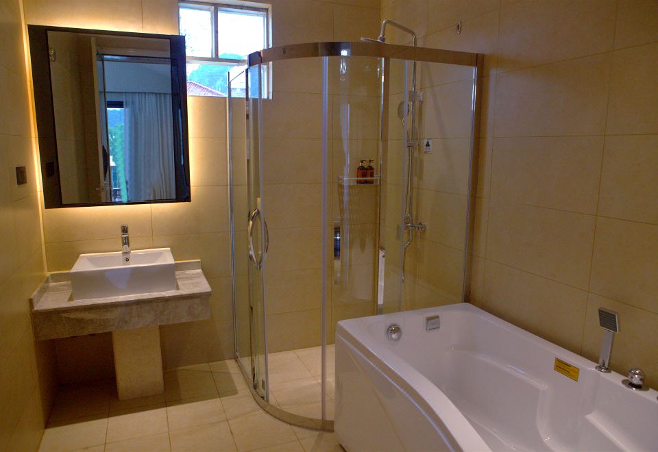 Ya She Hotel NandanPanoramic Queen Room