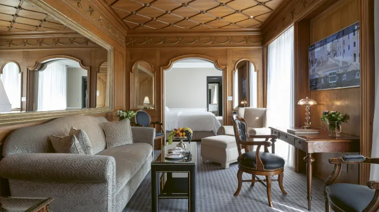 ハスラー ローマ ザ リーディング ホテルズ オブ ザ ワールド 外観