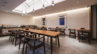 Floral Hotel·Ningbo Ciqili Hotel (Cicheng Ancient County City Branch)