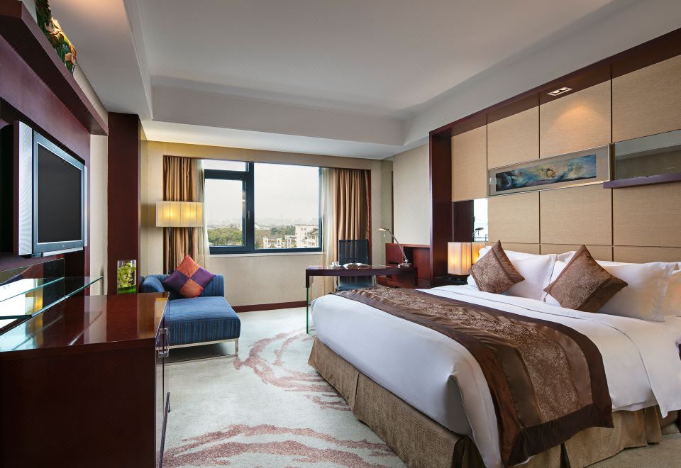 Wyndham Garden SuzhouPremier Queen Room