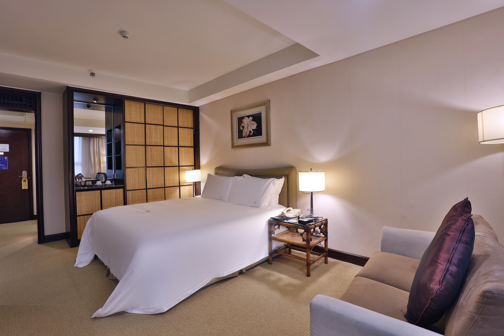 Executive Queen Room