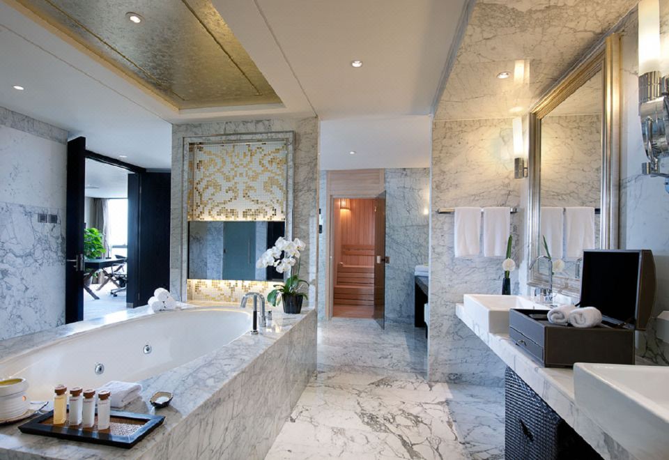 Intercontinental Beijing BeichenAmbassador Suite