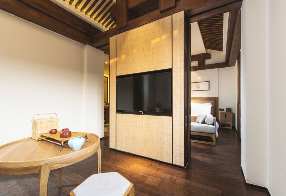 地暖·雅韵特色大床间